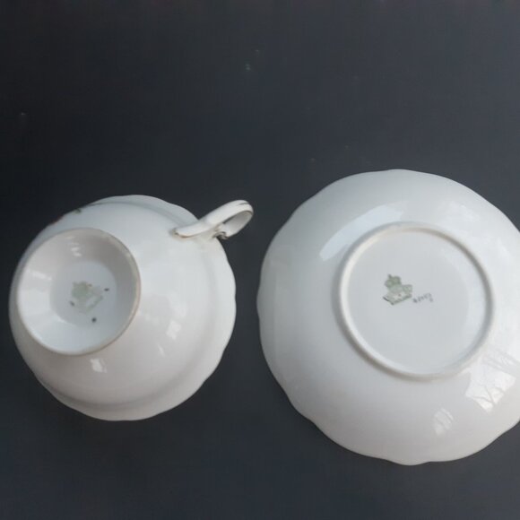 Aynsley Emerald Green Flowers Roses B3052 Pattern Teacup & Saucer England 1930s - Picture 8 of 12